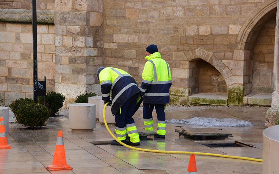 prix intervention débouchage canalisation Les Mureaux